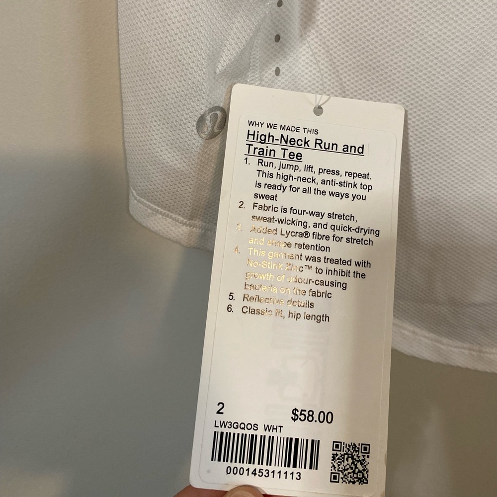 NWT White Lululemon High-Neck and Train Tee - Picture 3 of 3